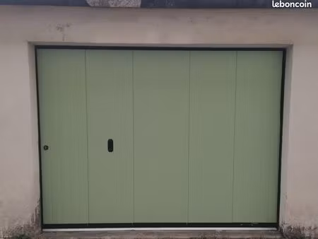 location grand garage 18m2