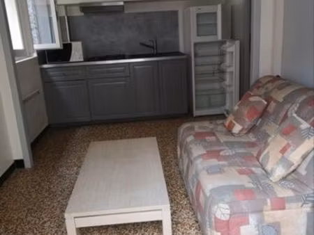 location t2 meublée florensac