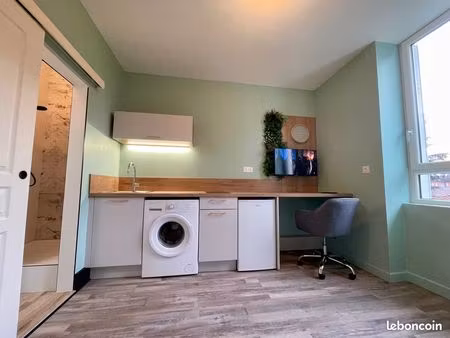 studio meublé neuf équipé