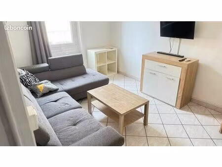 t2 meublé 35 m² avec balcon - calme – clim réversible – marseille 13006 – 790 cc