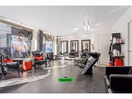 local commercial bien situé à proximité du centre d'ostende.