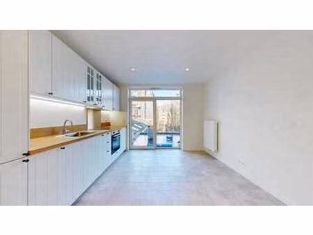 appartement 1ch- première occupation après rénovation.