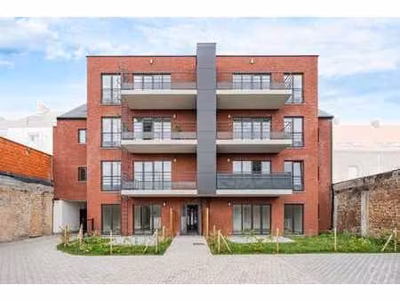 appartement moderne 1 ou 2 ch avec terrasse/balcon!