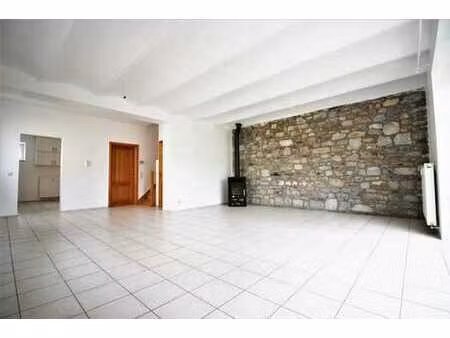 charmante maison 3 chambres avec jardin et parking