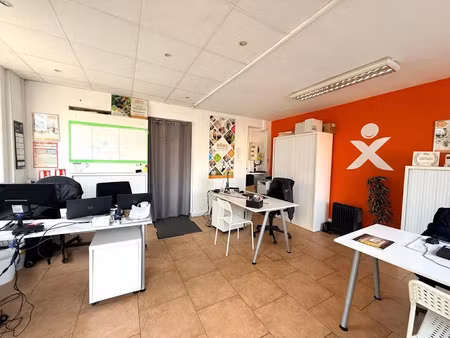 location locaux professionnels 60 m² à armentieres (59280)  699 €