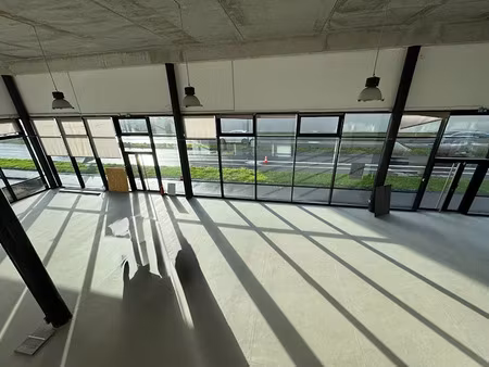 location locaux professionnels 300 m² à brest (29200)  3 600 €