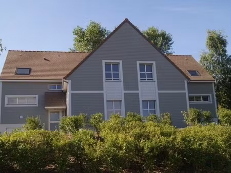 location maison 6 pièces 151 m² à aigremont (78240)  2 700 €