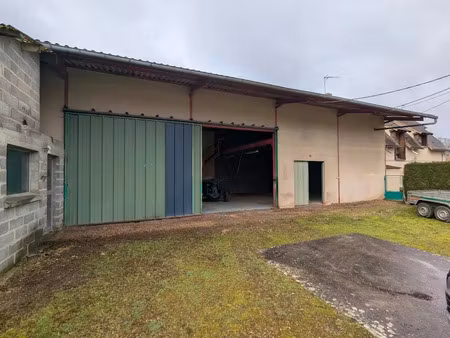 location atelier 3 pièces 208 m² à evreux (27000)  1 200 €