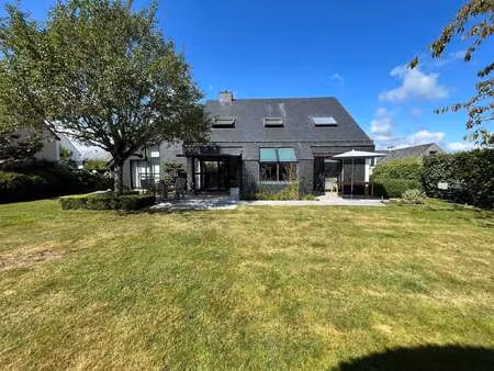 maison de luxe à vendre à vannes : 1 300 000 €