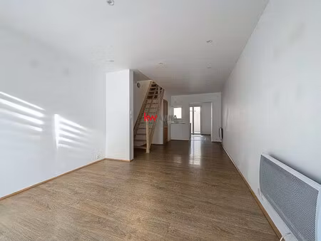 en exclusivité maison de ville lumineuse centre de bourbourg