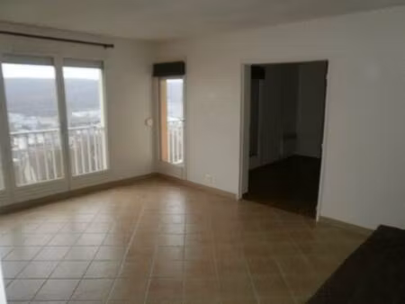 location appartement 3 pièces 65 m² à déville-lès-rouen (76250)