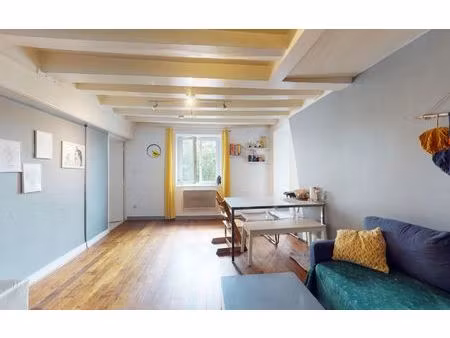 appartement lyon 4 57.75 m² t-3 à vendre  227 000 €