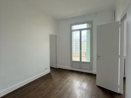 location appartement 4 pièces 67 m² à marseille 4 (13004)