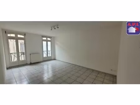 location appartement 2 pièces 60 m² à varilhes (09120)