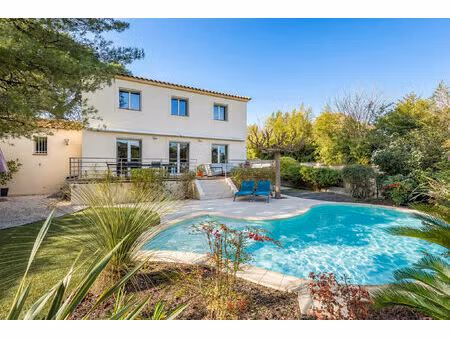 vente maison 4 pièces 129 m² aubagne (13400)