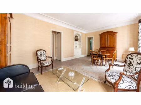 a vendre paris 17e quartier europe appartement 2 pièces de 50 22 m²