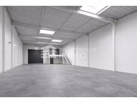 local d'activités à vendre - 370 m² - secteur marne-la-vallée