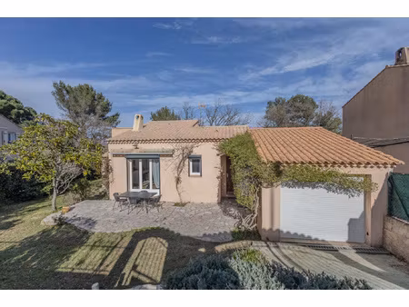 maison de 95 3 m2 sur un terrain de 591 m2