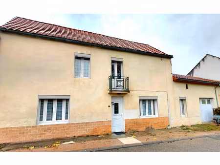 maison de village de 77m2 proche de la gare sncf idéel prem