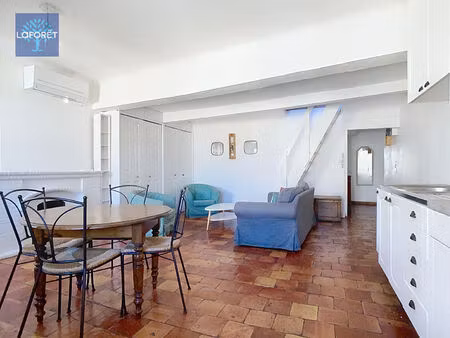 t3 meublé avec place de stationnement - centre ville - 62.82 m2