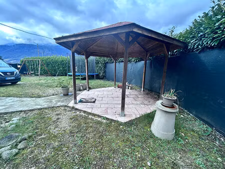 appartement t4 avec jardin à pontcharra