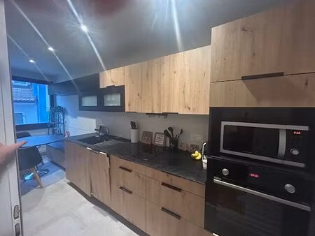 f2 de 50.02m2 carrez au bord de l'ill