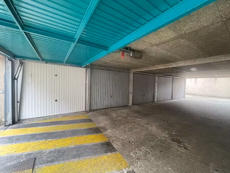garage / box sécurisé talence saint-genès 12m2
