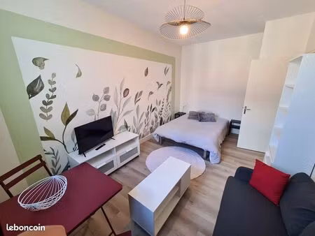 studio meublé centre ville saint pourçain sur sioule