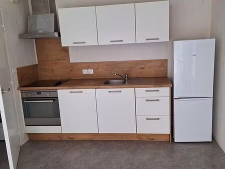 location t2 saint ave