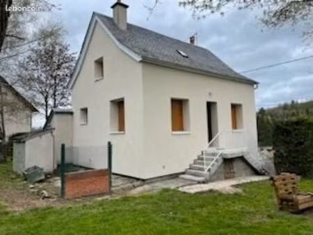 location maison avec terrain dans laguiole