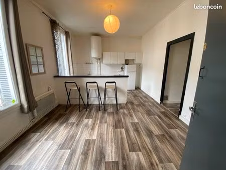 chalais appartement t3/50m2 - 2 chambres