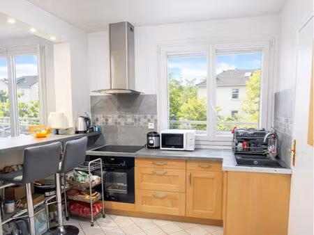 appartement 2 pièces – très lumineux – cœur de ville ?