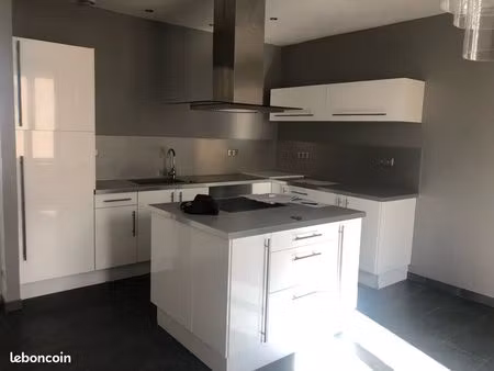 joli appartement de 96m2 à epervans