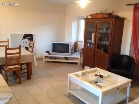 t3 64m2 centre pouancé