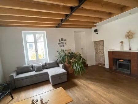 grande maison de village