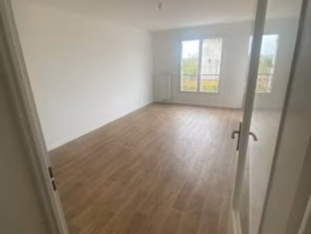 a louer - 2 pièces agréable et lumineux