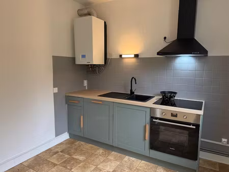 location appartement 3 pièces 55 m² à saint-léonard-de-noblat (87400)  505 €