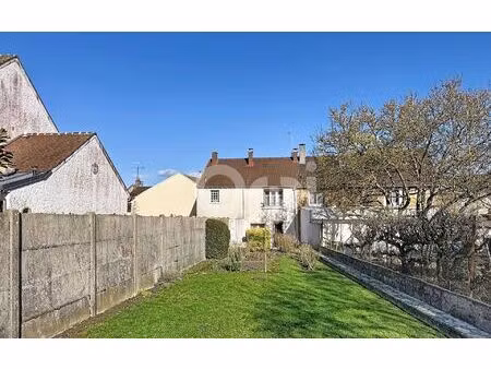 maison andrezel 77 m² t-4 à vendre  220 000 €