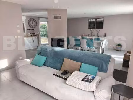 vente maison à la chapelle-rainsouin (53150) : à vendre / 145m² la chapelle-rainsouin