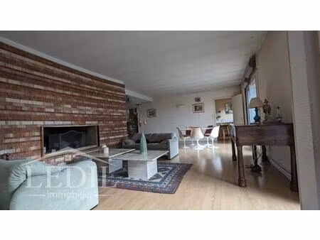 duplex hyper-centre  ascenseur privatif et terrasse