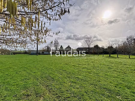 grande maison avec hectare et dependances !!