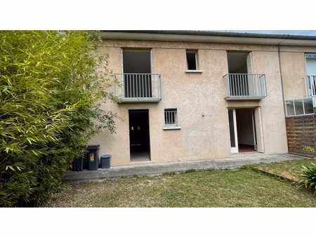 tarbes centre ville proche commerces  maison de ville 120m2 habitables  avec 4 chambres  g