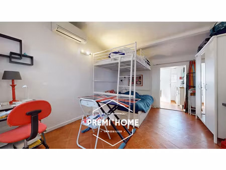 studio meuble centre historique dernier étage