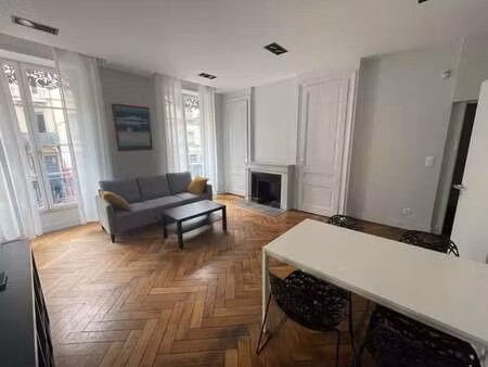 location appartement 2 pièces à montpellier (34000) : à louer 2 pièces / 32m² montpellier