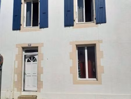 vente maison à luçon (85400) : à vendre / 110m² luçon