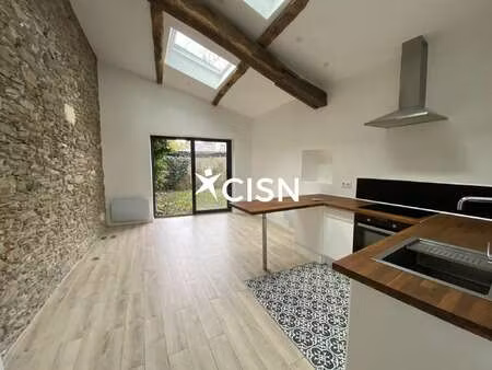 vente maison à nantes saint-jacques (44000) : à vendre / 46m² nantes saint-jacques