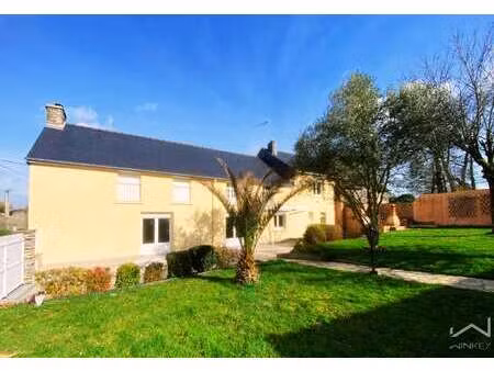 vente maison à carentoir (56910) : à vendre / 236m² carentoir