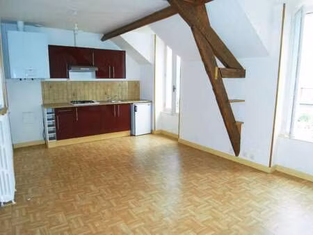 location appartement 2 pièces à châteaubriant (44110) : à louer 2 pièces / 45m² châteaubri