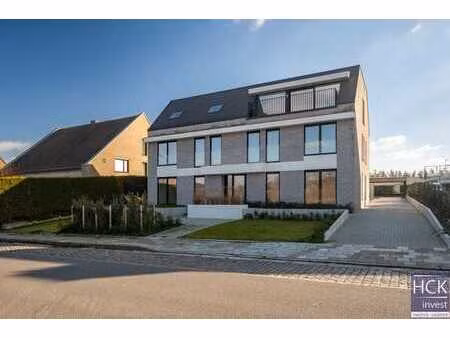 kruishoutem - nieuwbouwappartement met high-end afwerking!