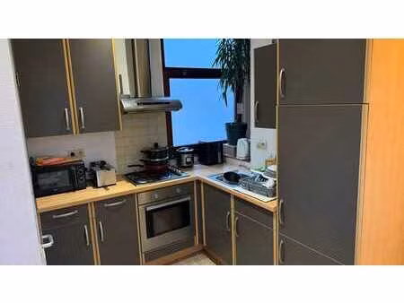 studio à louer à saint-servais